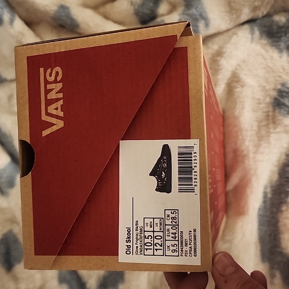 VANS Old Skool (Glow Frights) 10.5 mens 12 womens - Picture 5 of 5